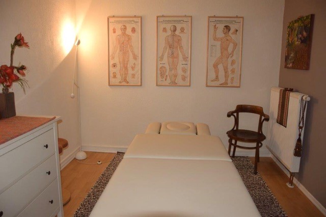 Massage- und Behandlungsraum